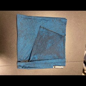 Lululemon jacquard vinyasa scarf